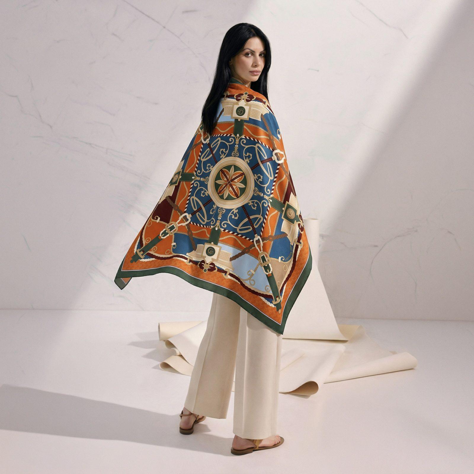 BBD BOUTIQUE — Kemerli Miras-Kemer Desenli Turuncu-Yeşil-Mavi İpek Twill Eşarp 110